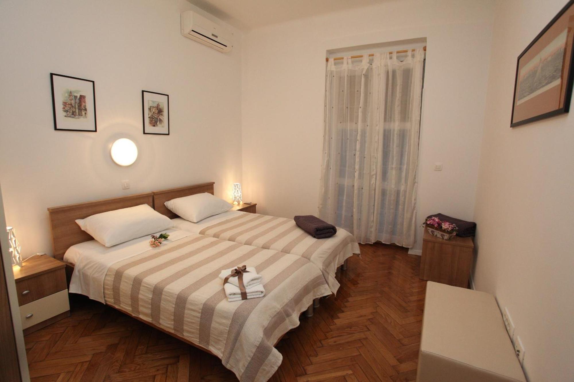 Vincent Apt. In Old Town Centre Zadar Ruang foto